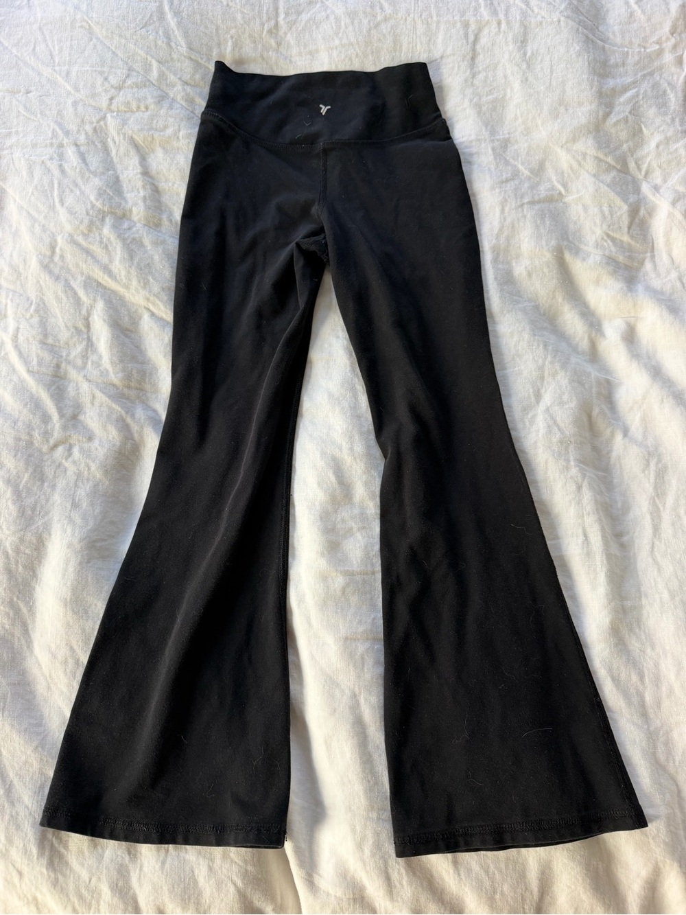 Girls Old Navy Black High-Rise Flare Active Pants